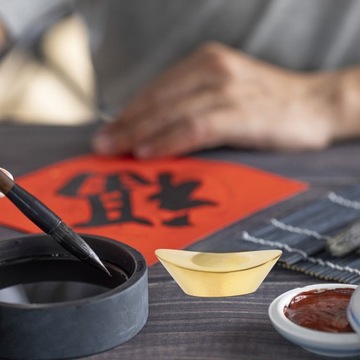 ЛАТУННОЕ БУМАЖНОЕ ПАПЬЕ, КИТАЙСКАЯ КАЛЛИГРАФИЯ, УКРАШЕНИЕ