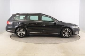 Volkswagen Passat B7 Variant 2.0 TDI CR DPF BlueMotion 140KM 2014 VW Passat 2.0 TDI, Xenon, Klima, Klimatronic, zdjęcie 5