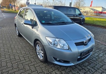 Toyota Auris I Hatchback 1.4 i 16V VVT-i 97KM 2008 Toyota Auris Swiezo sprowadzona Zarejestrowana Niski przebieg 1.4 97KM