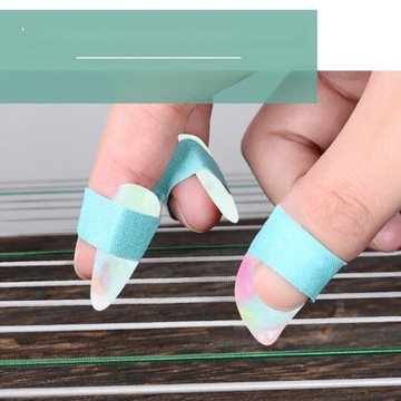 Медиаторы,рога,гвозди,8 шт.