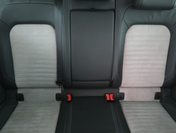 Volkswagen Passat B8 Limousine 1.8 TSI BlueMotion Technology 180KM 2017 VW Passat 1.8 TSI, Salon Polska, Automat, Skóra, zdjęcie 9