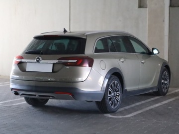 Opel Insignia I Country Tourer 2.0 CDTI BiTurbo Ecotec 195KM 2014 Opel Insignia 2.0 BiTurbo CDTI, Salon Polska, zdjęcie 4