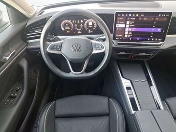 Volkswagen Passat B8 Variant Facelifting 2.0 TDI SCR 150KM 2024 Volkswagen Passat 2.0 TDI 150KM, Matrix, Tapicerka Skorzana, Masaz, Wentyl, zdjęcie 9