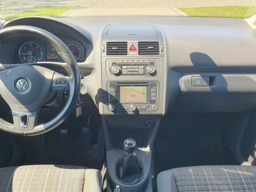 Volkswagen Touran II 2.0 TDI 140KM 2012 Volkswagen Touran 2.0tdi 140KM Cross Bixenon, zdjęcie 29