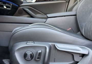 Volkswagen Passat B8 Variant Facelifting 2.0 TDI SCR 150KM 2024 Volkswagen Passat Variant Reflektory IQ Light Matrix Masaz Alcantara Sa, zdjęcie 27