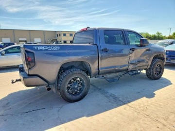 Toyota Tundra II 2021 Toyota Tundra Sr5 2021 5.7 Benzyna 381KM, zdjęcie 3