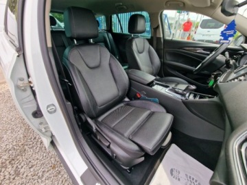 Opel Insignia II Sports Tourer 1.6 CDTI 136KM 2019 Opel Insignia 1.6 136Ps Navi Skora Alu Biala Sliczna Gwarancja 1.6, zdjęcie 28