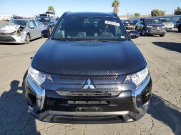 Mitsubishi Outlander III 2020 Mitsubishi Outlander 2020 MITSUBISHI OUTLANDER SE 2.4 Benzyna 166KM, zdjęcie 5