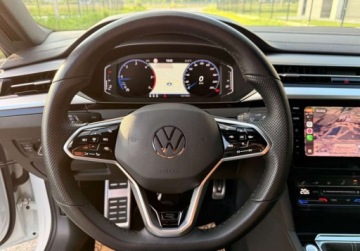 Volkswagen Arteon Fastback Facelifting 2.0 TDI 150KM 2023 Volkswagen Arteon R_LINE 2.0TDi 6Biegow FullLed BialaPerla Virtual Bezwypa, zdjęcie 29
