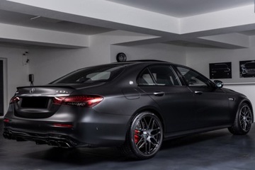 Mercedes Klasa E W213 Limuzyna AMG Facelifting 4.0 63 S 612KM 2023 AMG 63 S 4-Matic+ Sedan 4.0 (612KM) 2023, zdjęcie 3