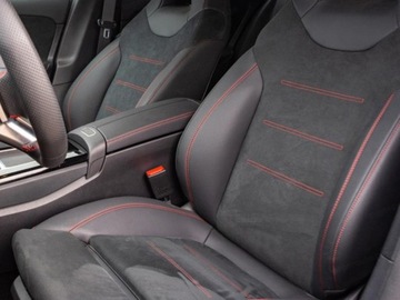 Mercedes Klasa A W177/V177 Hatchback Facelifting 1.3 200 163KM 2025 MERCEDES-BENZ A Klasa 200 AMG Line 1.3 (163KM) 2025, zdjęcie 6