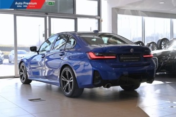 BMW Seria 3 G20-G21 2022 BMW Seria 3 330i xDrivePakiet Sportowy MFotel Sportowy 2.0 Benzyna 245KM, zdjęcie 20