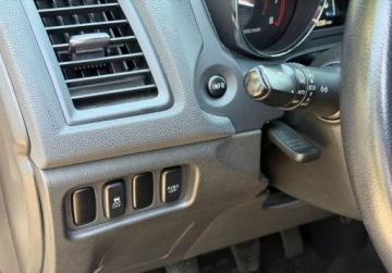 Mitsubishi ASX I SUV Facelifting 2016 1.6 117KM 2017 Mitsubishi ASX 1.6 117KM Xenon Key-less Kamera CLIMATRONIC Bezwypadkowy Se, zdjęcie 27