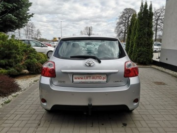 Toyota Auris I Hatchback 5d Facelifting 1.6 Valvematic 132KM 2011 Toyota Auris 1.6 Benzyna 132KM Klimatr LIFT Isofix, zdjęcie 6