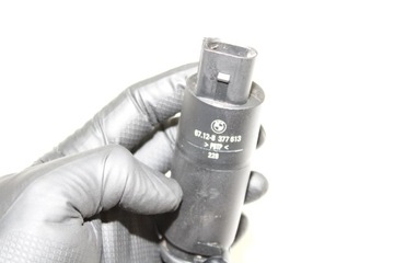 BMW E38 E39 E46 8377613 PUMPIČKA OSTŘIKOVAČŮ SVĚTLO VELKÁ  ORIG.