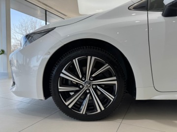 Toyota Corolla XII TS Kombi Facelifting 2.0 Hybrid Dynamic Force 196KM 2022 Toyota Corolla Comfort + Tech + Style / LED / Podg, zdjęcie 16