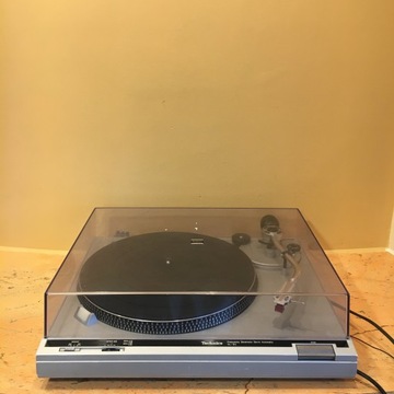 Проигрыватель проигрывателей Technics SL-B2