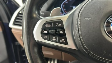 BMW X5 G05 SUV 3.0 30d 286KM 2021 BMW X5 xDrive30d mHEV sport-aut oś skrętna hak, zdjęcie 22