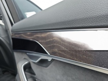 Audi A8 D5 Sedan Facelifting 3.0 55 TFSI 340KM 2023 Audi A8 pneumatyka, panoramiczny dach, kamery 360, BO, head up 3.0 Benzyna, zdjęcie 25