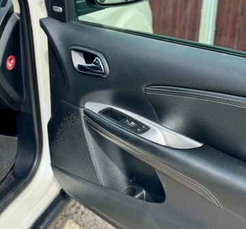 Fiat Freemont 2.0 Multijet II 16v 170KM 2015 Fiat Freemont 2.- mjet diesel 170KM Black Code 4x4 Automat DVD TV Nawi Sko, zdjęcie 32