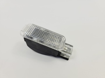 LAMPKA WNĘTRZA VW PHAETON LIFT 4B0947741