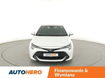 Toyota Corolla XII Hatchback 1.2 Turbo D-4T 116KM 2019 Toyota Corolla Historia serwisowa ASO navi Kamera, zdjęcie 10