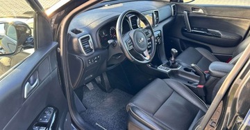 Kia Sportage IV SUV Facelifting 1.6 GDI 132KM 2018 Kia Sportage Sportage Bissnes Edition bardzo ladne auto 1.6 Benzyna 132KM, zdjęcie 32