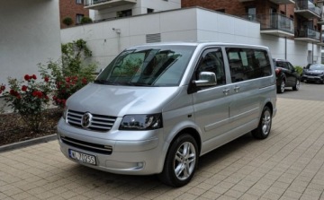 Volkswagen Multivan T6 2003 Volkswagen Multivan 2,5TDI (174KM) 7-osobowy 2.5 Diesel 174KM