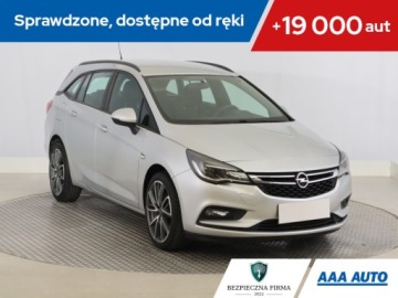 Opel Astra K Sports Tourer 1.6 CDTI 110KM 2016 Opel Astra 1.6 CDTI, Salon Polska, Klima