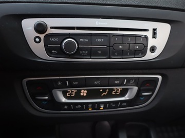 Renault Grand Scenic II Grand Scenic Facelifting 1.6 16v 110KM 2013 Renault Grand Scenic 1.6 16V, Navi, Klima, zdjęcie 15