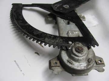 Mercedes W124 Стеклоподъемники передней левой двери