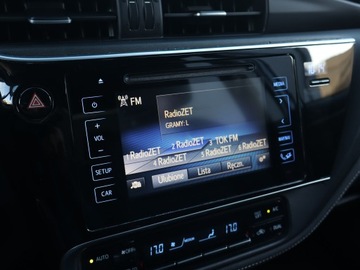 Toyota Corolla XI Sedan 1.6 Valvematic 132KM 2016 Toyota Corolla 1.6 Valvematic, Salon Polska, zdjęcie 11