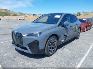 BMW iX 2023 BMW iX xDrive50 2023 Elektryczny 516KM, zdjęcie 1