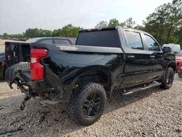 Chevrolet Silverado II 2023 Chevrolet Silverado 2023, 5.3L, 4x4, K1500 TRAIL BOSS CUSTOM, od ubezpiecz, zdjęcie 4