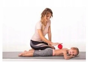 PIŁKA REHABILITACYJNA DO MASAŻU Z KOLCAMI JEŻYK 10