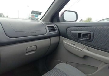 Subaru Impreza II Kombi 2.0 i 16V 125KM 2000 Subaru Impreza Subaru Impreza 2.0 Benzyna 125KM, zdjęcie 11