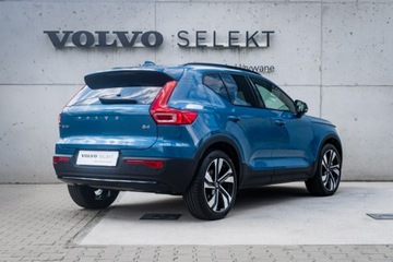 Volvo XC40 Crossover Facelifting 2.0 B4 197KM 2024 Volvo XC 40 B4 Ultra Dark Mild Hybrid Benzyna, zdjęcie 3