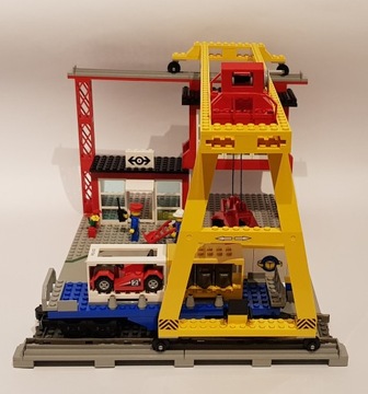 Lego System, Леголенд, Грузовая станция 4555, Поезд, 9В