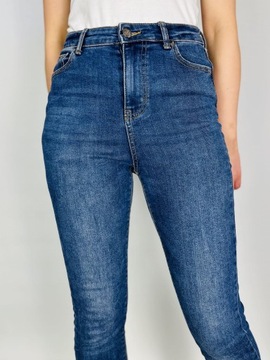 Jeansowe elastyczne spodnie rurki L 40 Denim Co.