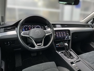 Volkswagen Passat B8 Variant Facelifting 2.0 TDI SCR 200KM 2022 Volkswagen Passat 2.0TDI 200KM 4Motion Elegance DS, zdjęcie 11