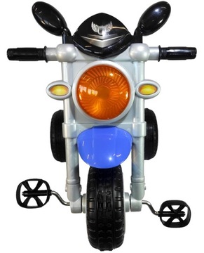 Прочный трехколесный велосипед PROMO с педалями.