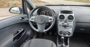 Opel Corsa D Hatchback 5d Facelifting 1.2 Twinport ECOTEC 85KM 2013 Opel Corsa 1.2 85KM Salon Polska Klima Koniec 2013 1.2 Benzyna 85KM, zdjęcie 19