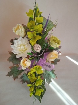 НАБОР искусственных цветов, головной убор и букет ПОСВЯЩЕНИЕ