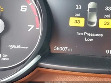 Alfa Romeo Giulia II Sedan 2.0 TBi 280KM 2018 Alfa Romeo Giulia Ti Sport 2018 2.0l 2.0 Benzyna 280KM, zdjęcie 11