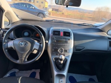 Toyota Auris I Hatchback 3d Facelifting 1.33 Dual VVT-i 101KM 2009 Toyota Auris Pelen serwis Zadbany Benzyna 1.3 Benzyna 101KM, zdjęcie 19