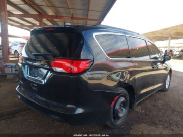 Chrysler Voyager V 2020 Chrysler Voyager 2020 r.,3,6L LXI 3.6 Benzyna 287KM, zdjęcie 5