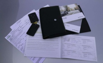 Renault Clio IV Grandtour Facelifting 1.2 73KM 2017 Renault Clio Renault Clio IV ,1,2 LED Tempomat Multifunkcja Relingi Serwi, zdjęcie 7