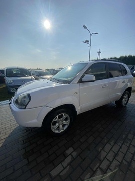 Hyundai Tucson I SUV Facelifting 2.0i CVVT 141KM 2009 Hyundai Tucson 2,0 16V 2009, zdjęcie 3