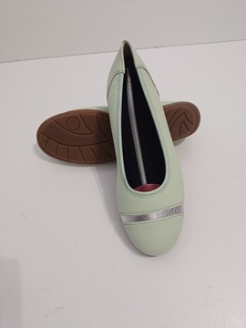 Кожаные балетки Natural Feet