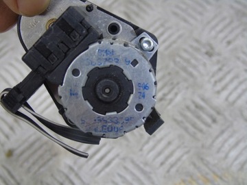 BMW E39 MOTOREK RADIÁTORU 8363798